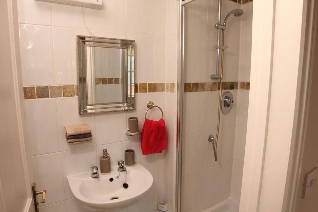 Apartament Evee'S Pebbles 1 Eastbourne Zewnętrze zdjęcie